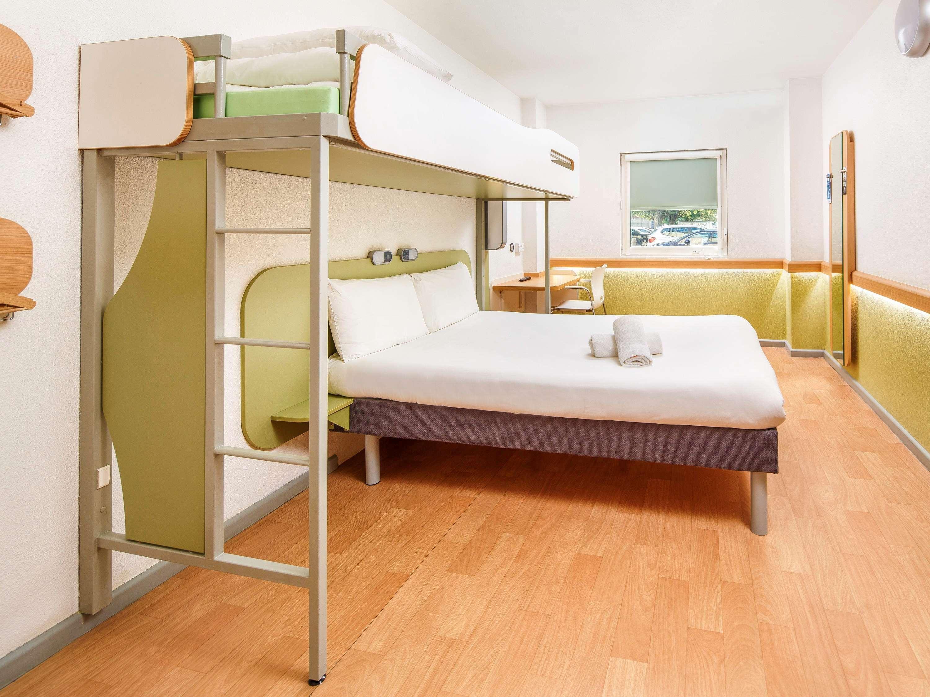 Ibis Budget Southampton Centre Екстериор снимка