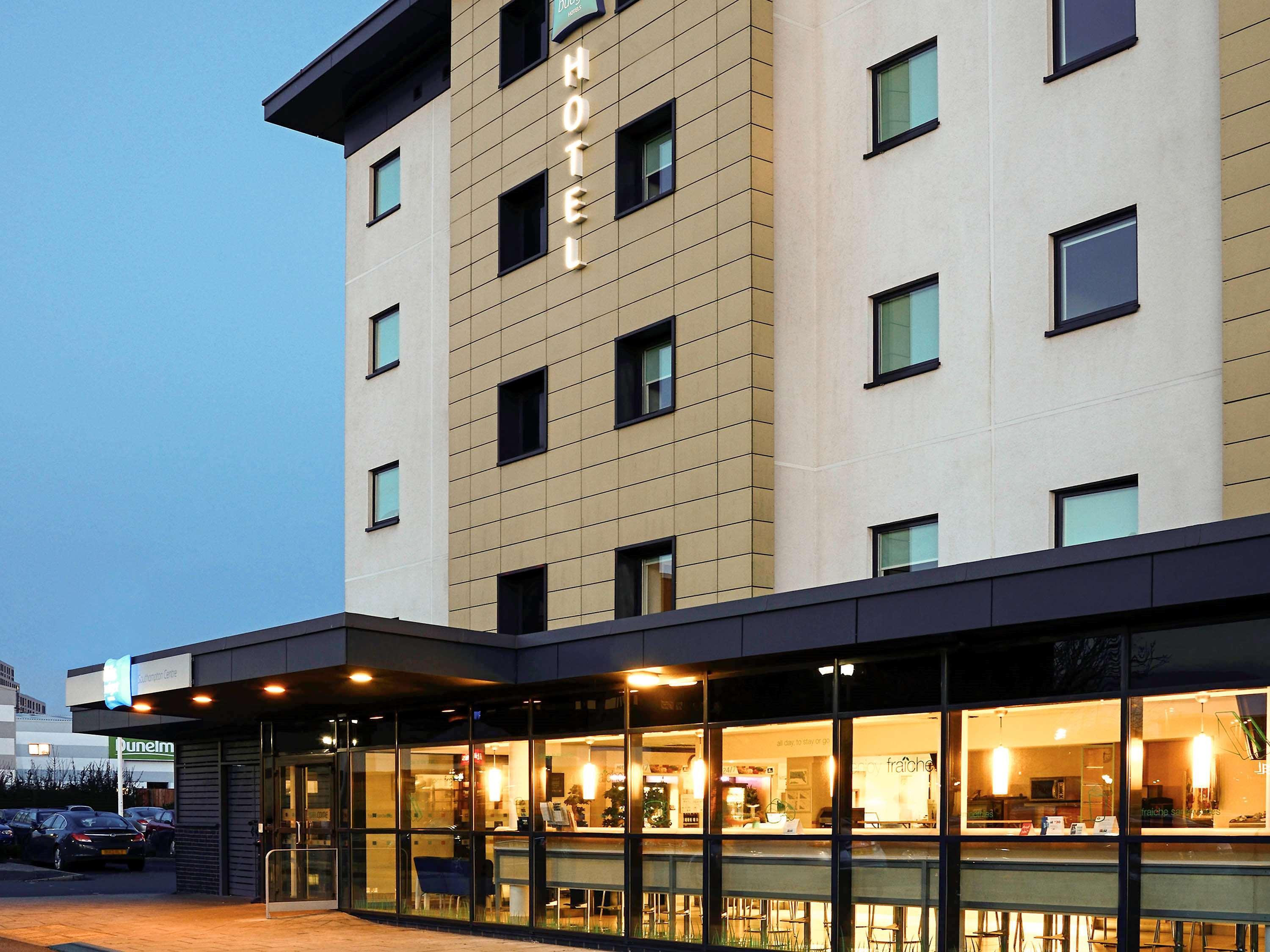 Ibis Budget Southampton Centre Екстериор снимка