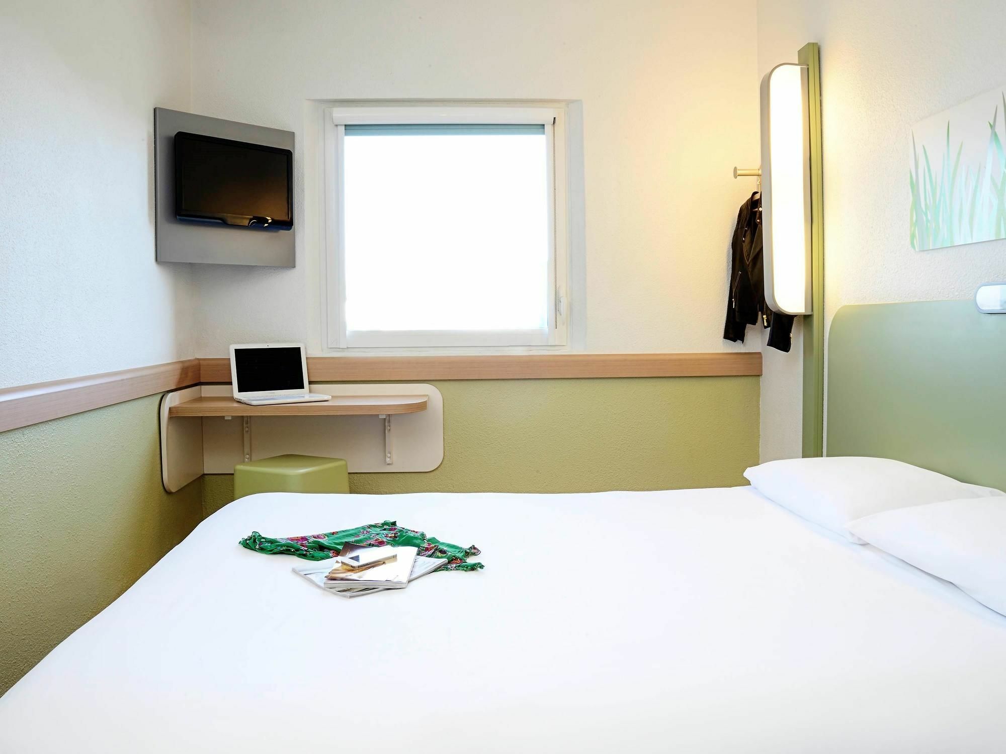 Ibis Budget Southampton Centre Екстериор снимка